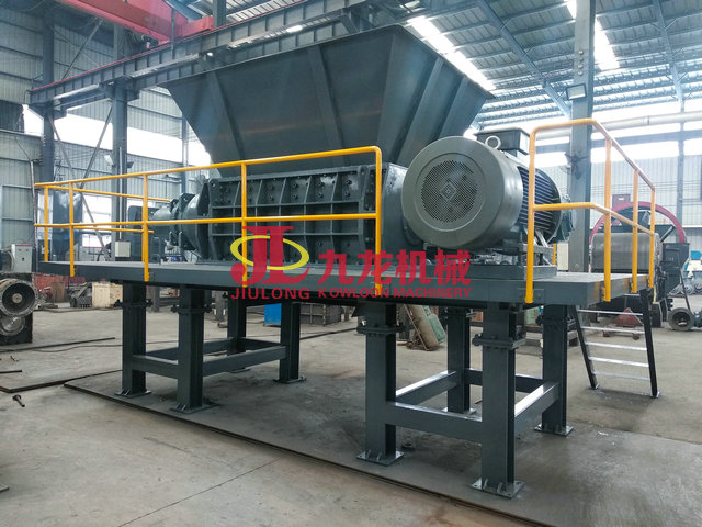 �U�f�~�����̎���F(xi��n)��